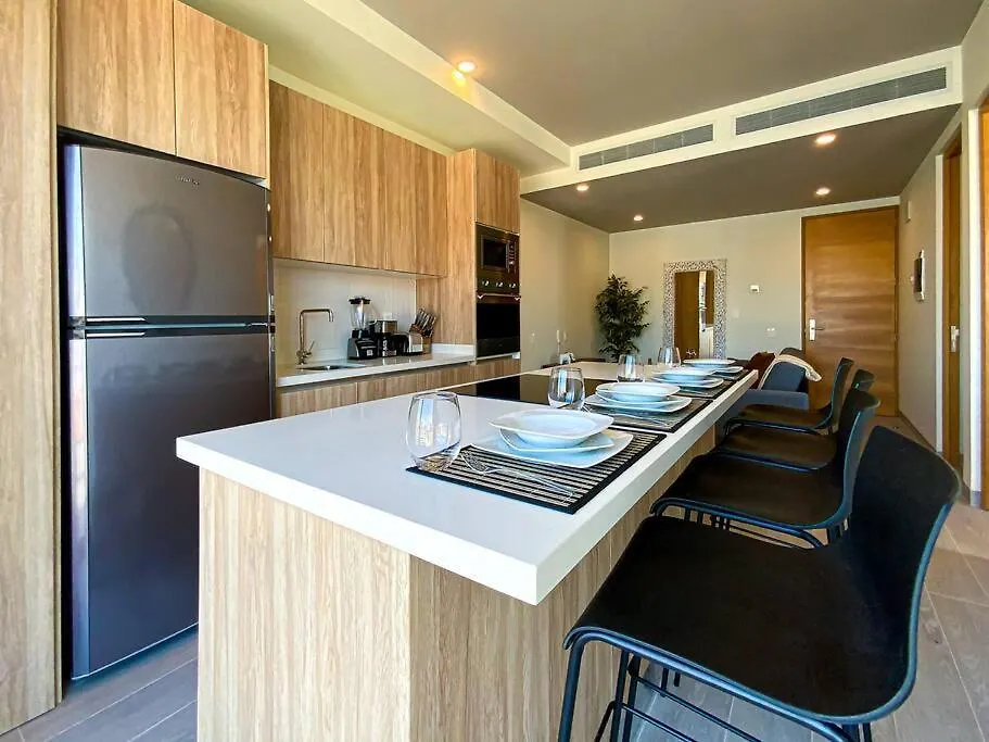Beautiful + Luxury + Ocean View + Pool Apartment Playa del Carmen 0*,