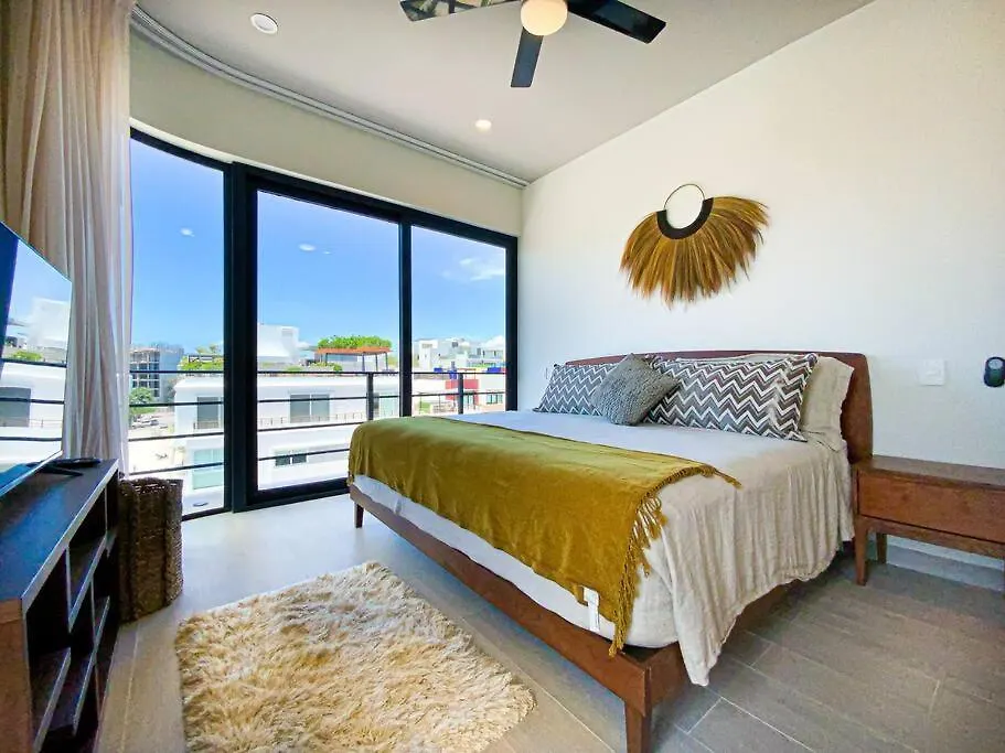 Beautiful + Luxury + Ocean View + Pool Apartment Playa del Carmen 0*,  Mexico
